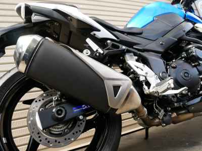 Suzuki  2014