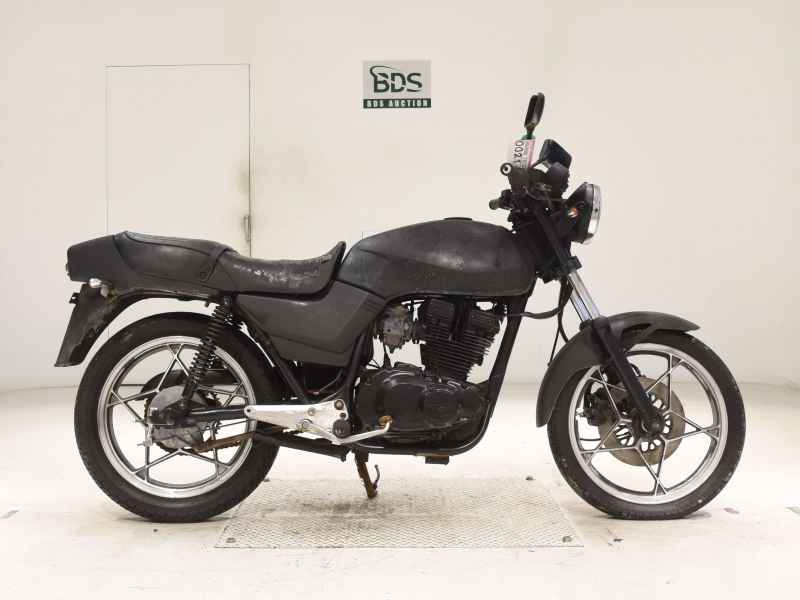 Suzuki GSX250E