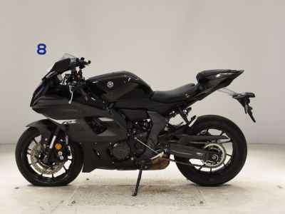 Yamaha YZF-R7 2025