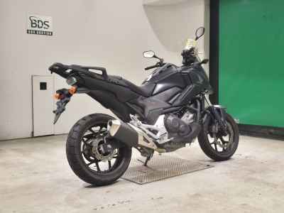 Honda NC750X 2016