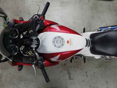 Honda CB400 Super Boldor 2016