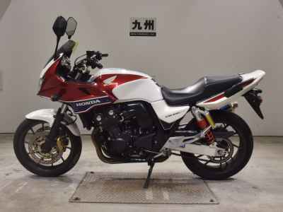 Honda CB400 Super Boldor 2016