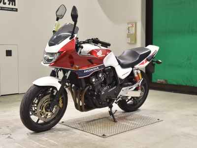 Honda CB400 Super Boldor 2016