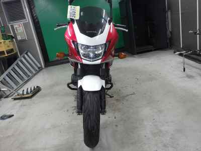 Honda CB400 Super Boldor 2016