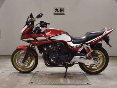 Honda CB400 Super Boldor 2013