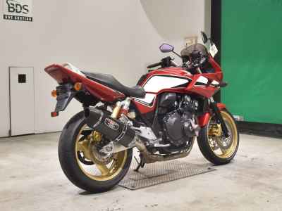 Honda CB400 Super Boldor 2013