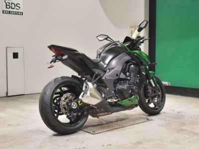 Kawasaki Z1000 2022