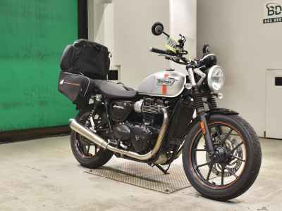 Triumph Street Twin 2016