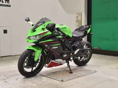 Kawasaki Ninja ZX-25R 2022