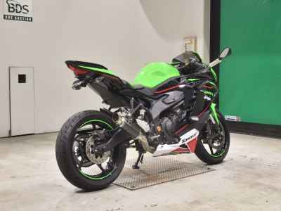 Kawasaki Ninja ZX-25R 2022