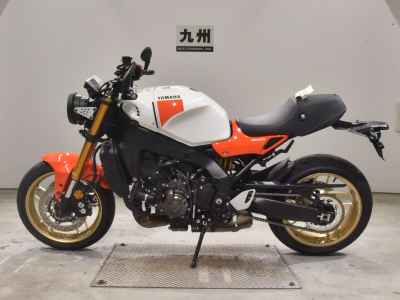 Yamaha XSR900 2025