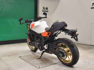 Yamaha XSR900 2025