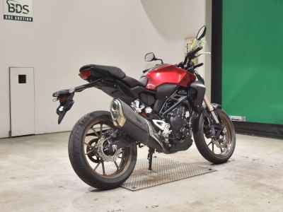 Honda CB250R 2019