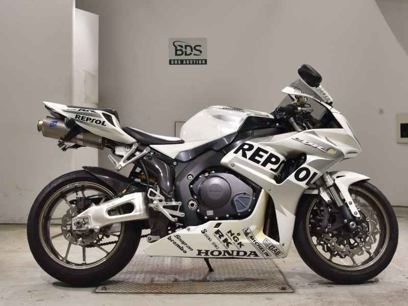 Honda CBR1000RR 2006