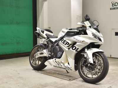 Honda CBR1000RR 2006