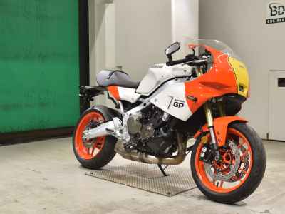 Yamaha XSR900 GP 2025