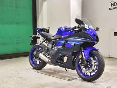 Yamaha YZF-R7 2025