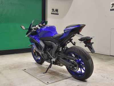 Yamaha YZF-R7 2025