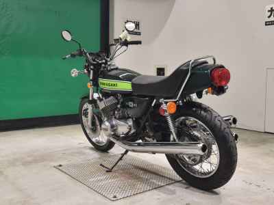Kawasaki 750SS 2022