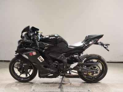Kawasaki Ninja ZX-25R 2022