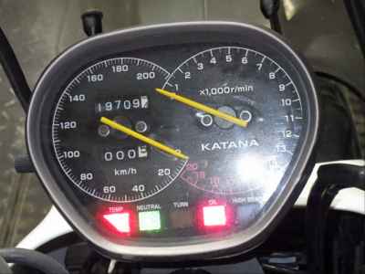 Suzuki GSX250S Katana