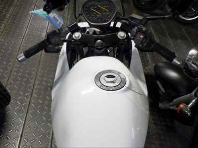 Suzuki GSX250S Katana