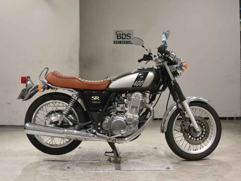 Yamaha SR400 2016