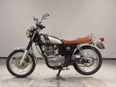 Yamaha SR400 2016