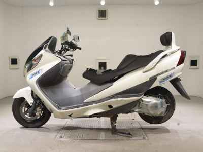 Suzuki Skywave 250S