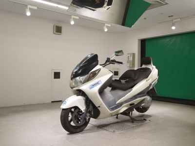 Suzuki Skywave 250S