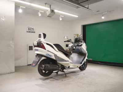 Suzuki Skywave 250S