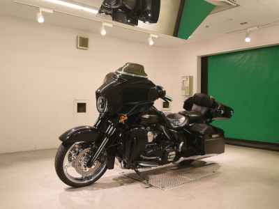 Harley-Davidson Street Glide FLHXSE1800 2015