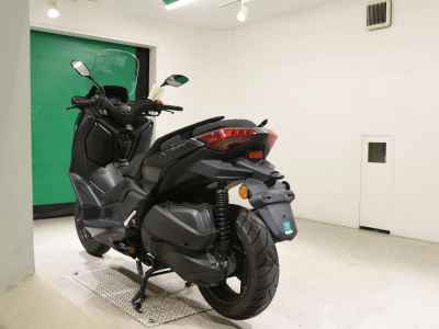 Yamaha XMAX 250 2024