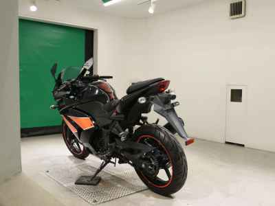 Kawasaki Ninja 250R 2011