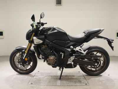 Honda CB650R E-Clutch 2024
