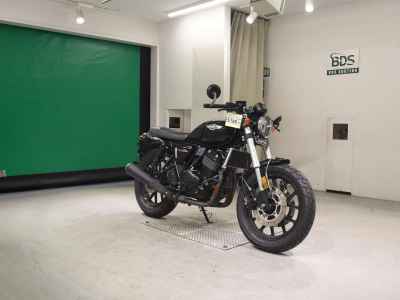 Kawasaki GPX Legend Twin 2020