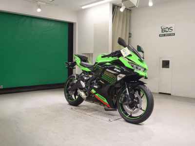 Kawasaki Ninja ZX-25R KRT Edition 2021