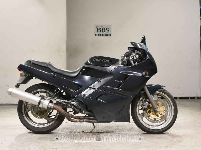 Suzuki ACROSS