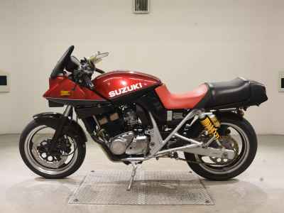 Suzuki GSX250S Katana