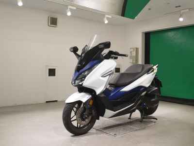 Honda Forza 2018