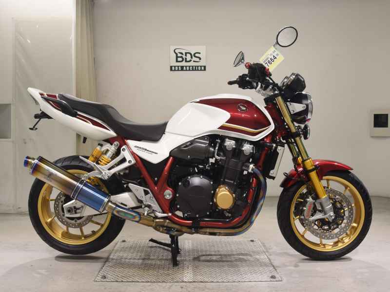 Honda CB1300SF 2023