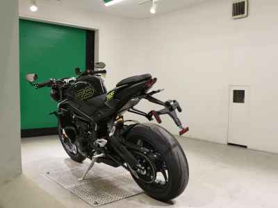 Triumph Street Triple RS 2025