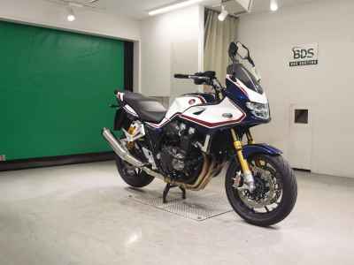 Honda CB1300 Super Boldor 2021
