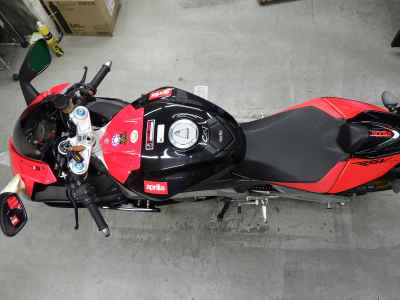 Aprilia RSV4 1000 Factory 2014