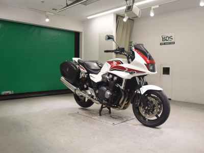 Honda CB1300 Super Boldor 2011