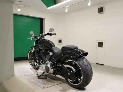 Harley-Davidson Breakout FXBRS1870 2022