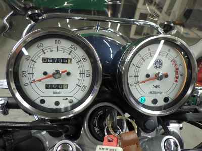 Yamaha SR400 2020