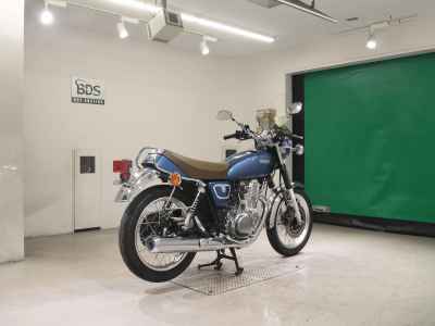 Yamaha SR400 2020