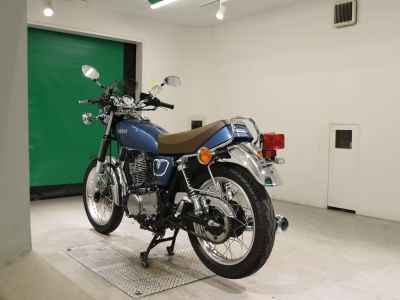 Yamaha SR400 2020