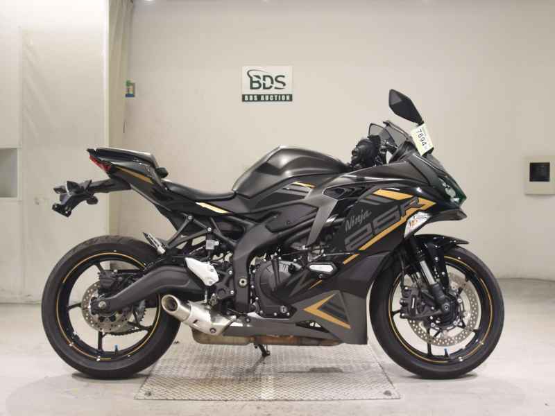 Kawasaki Ninja ZX-25R 2022